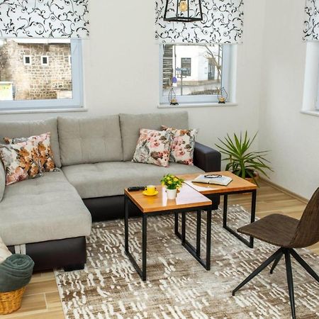 יאיצי Apartman Uno מראה חיצוני תמונה