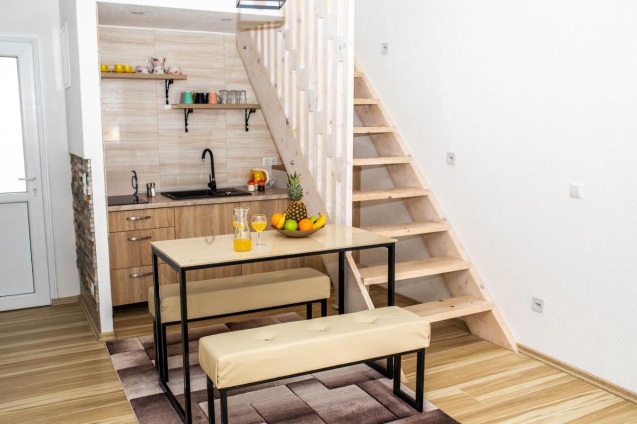 יאיצי Apartman Uno מראה חיצוני תמונה