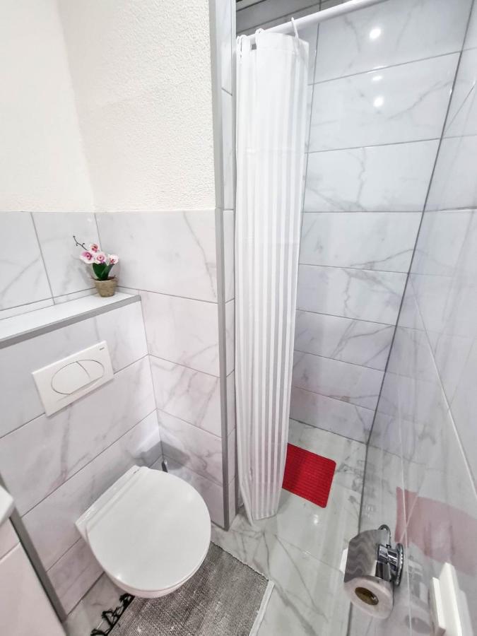 יאיצי Apartman Uno מראה חיצוני תמונה